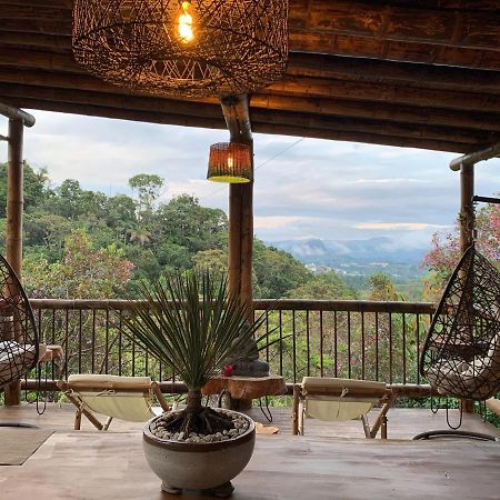 La Casa De Loto Retreat Guatapé Buitenkant foto