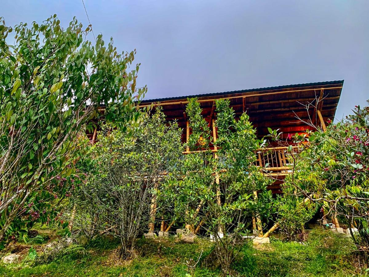 La Casa De Loto Retreat Guatapé Buitenkant foto